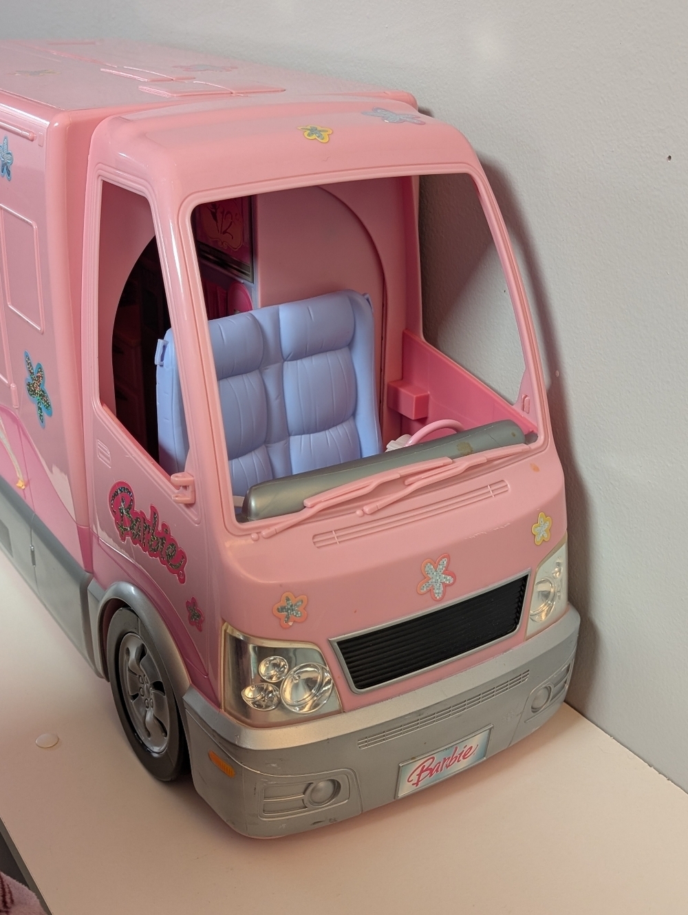 Vintage 2006 Barbie Hot Tub Party Bus Camper 2 Barbie Dolls *Please Read* - Picture 4 of 13
